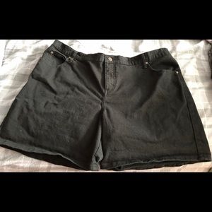 Black jean shorts plus size